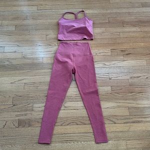 Beyond Yoga Set sz Small
